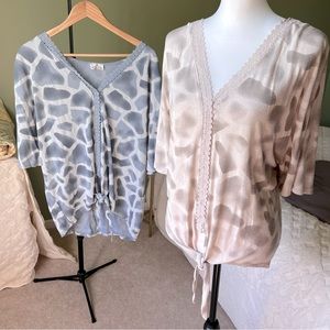 2 for $16 Animal Print Tie Knot Batwing Sleeve Blouse Cream Light Blue